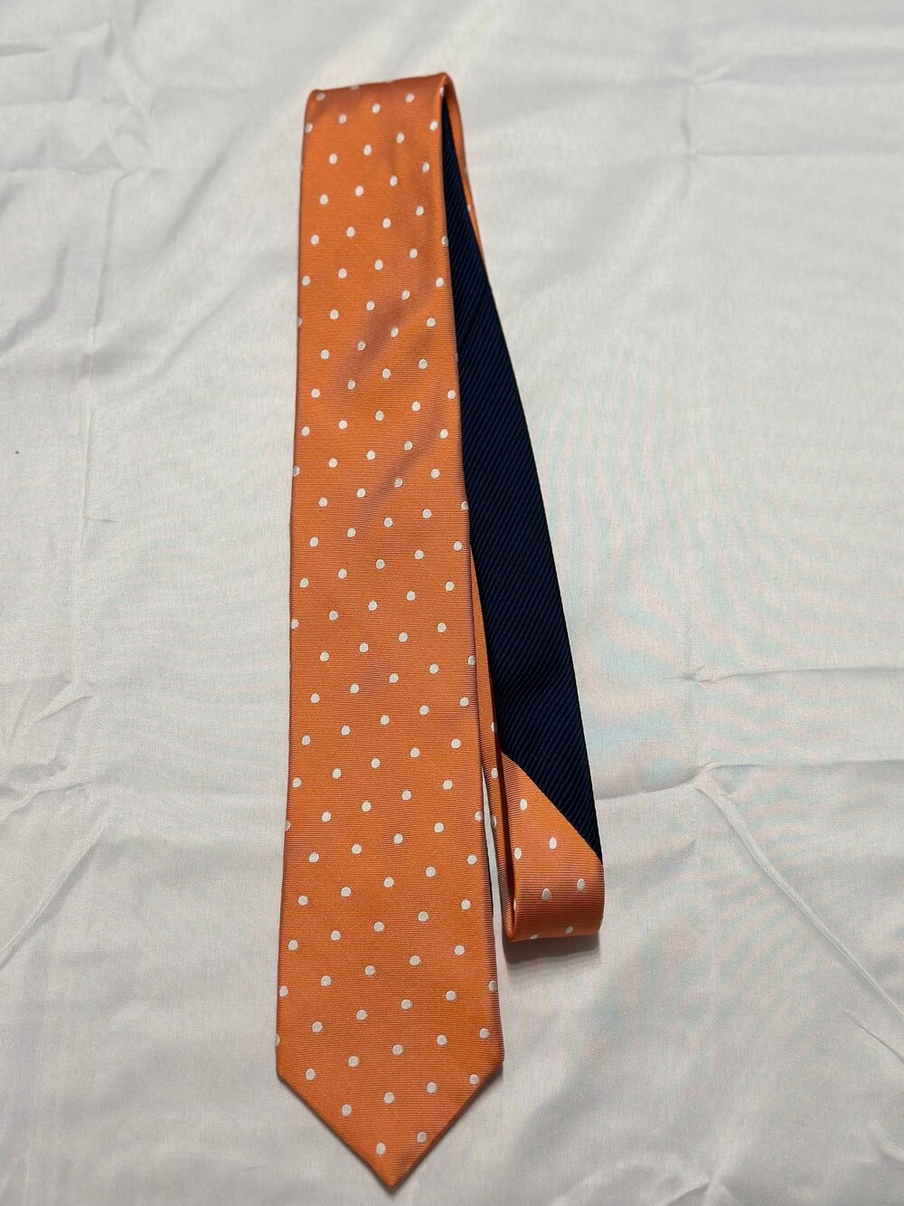 Roundtree & Yorke Trademark Men’s Tie Orange White Polka Dot Necktie
